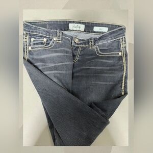 Buckle Daytrip Virgo dark wash denim ankle jeans size 29